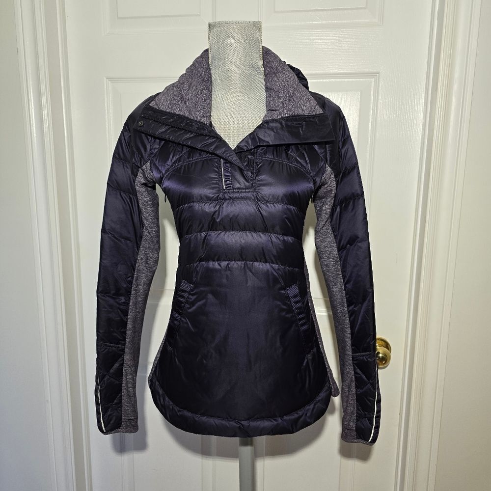 LULULEMON down for a run pullover